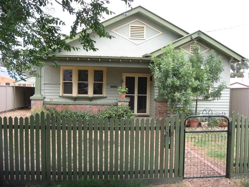 30 Somerville Street, Flora Hill VIC 3550