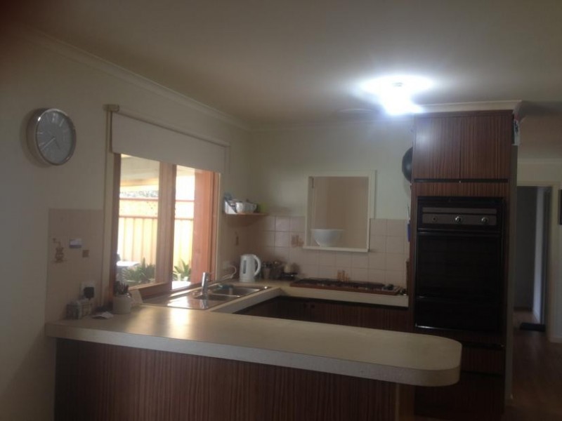 109 Crusoe Road, Kangaroo Flat VIC 3555