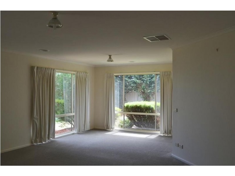 19 Candlewood Drive, Strathfieldsaye VIC 3551