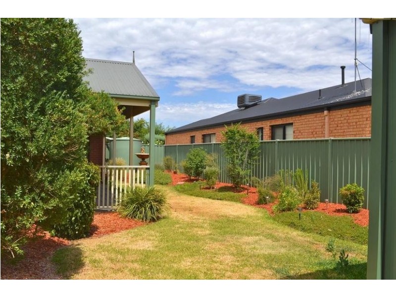 19 Candlewood Drive, Strathfieldsaye VIC 3551