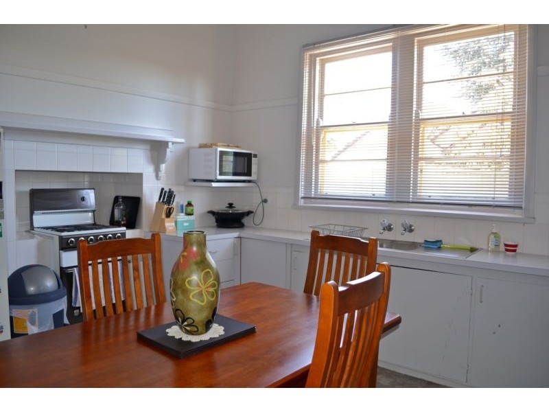 219 Neale Street, Flora Hill VIC 3550