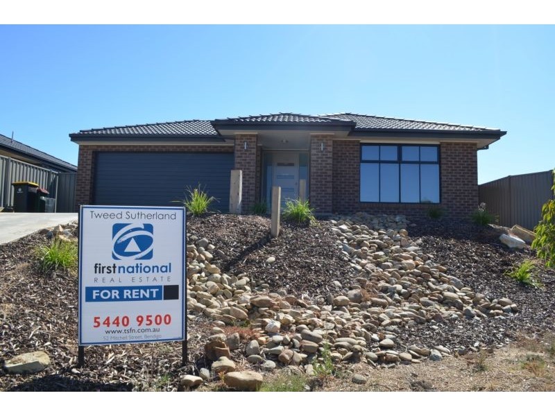 16 Freeman Drive, Kangaroo Flat VIC 3555