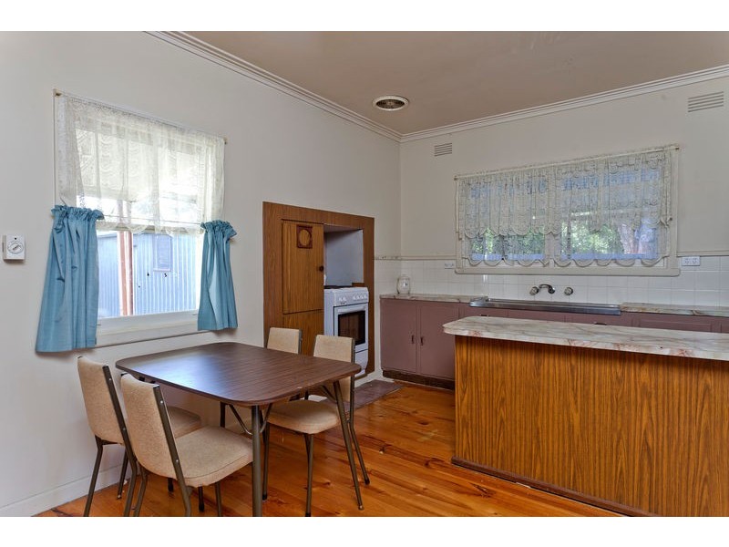 2 Graham Street, Kangaroo Flat VIC 3555