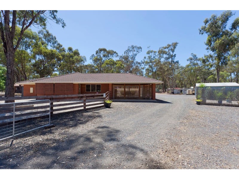 47 Rennie Street, Huntly VIC 3551