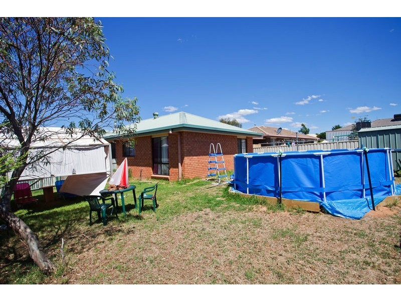 1 Lockwood Mews, Kangaroo Flat VIC 3555