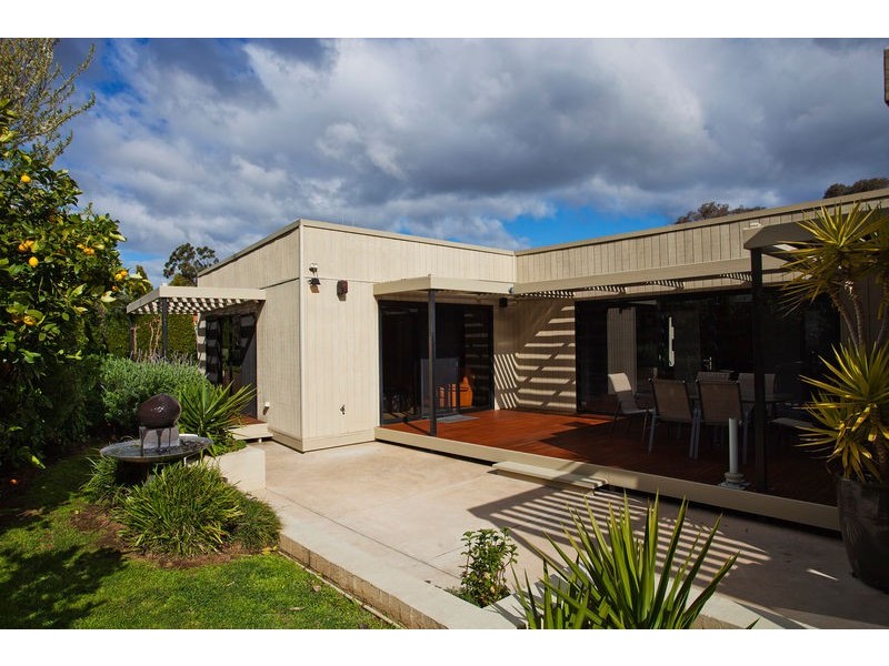 26 Figtree Lane, Strathdale VIC 3550