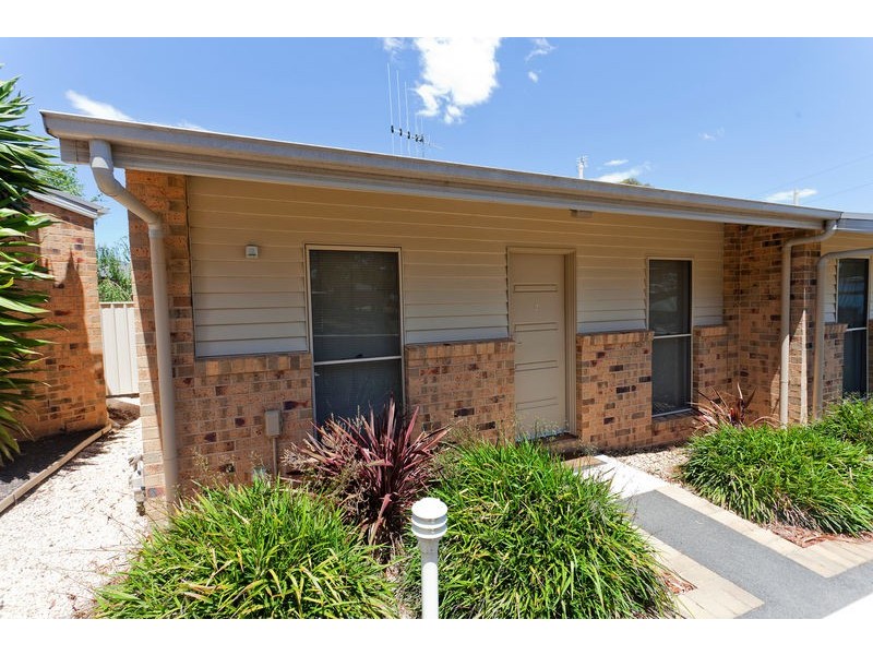 2/50 Mistletoe Street, Golden Square VIC 3555