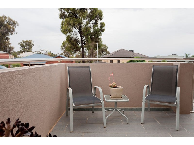 45 Browning Street, Kangaroo Flat VIC 3555