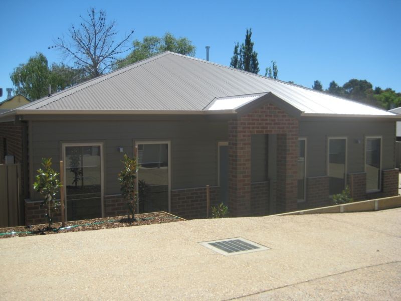 2/27 MacDougall Road, Golden Square VIC 3555