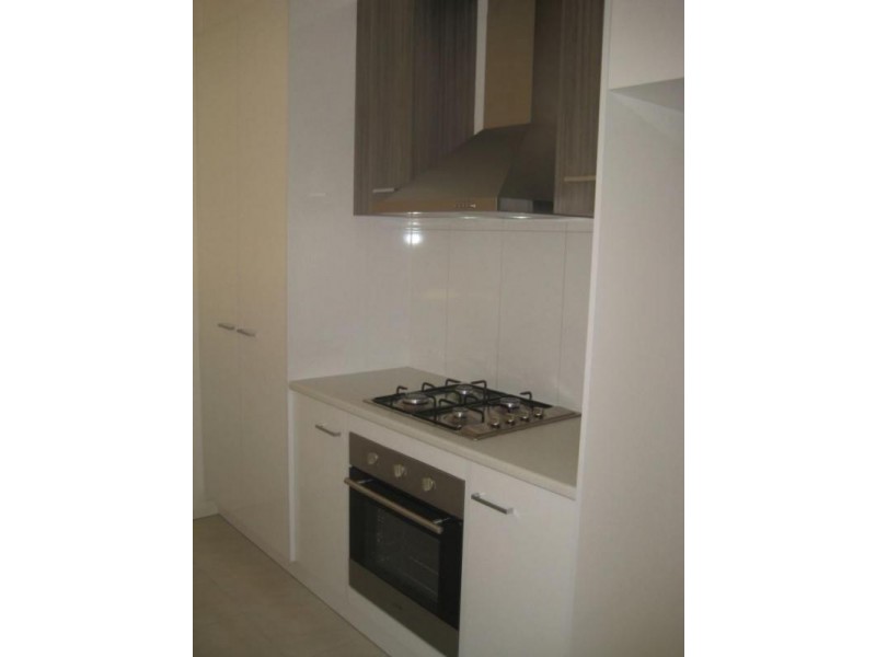 2/27 MacDougall Road, Golden Square VIC 3555