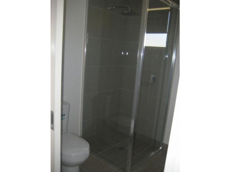 2/27 MacDougall Road, Golden Square VIC 3555