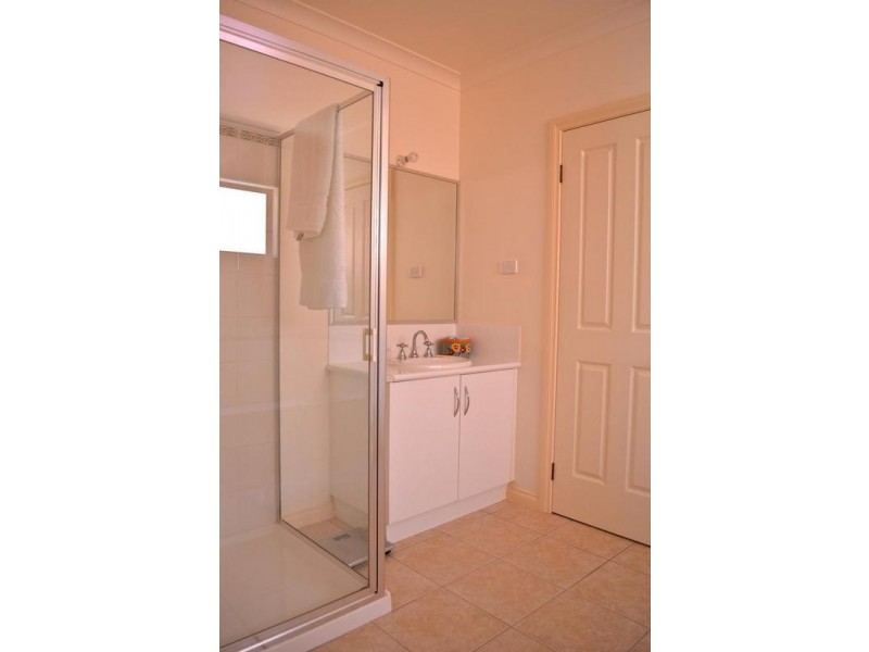 5 Boyd Street, Quarry Hill VIC 3550