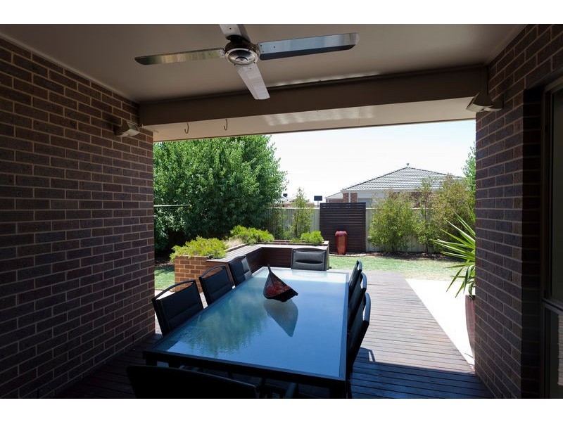 6 Dowker Street, Epsom VIC 3551