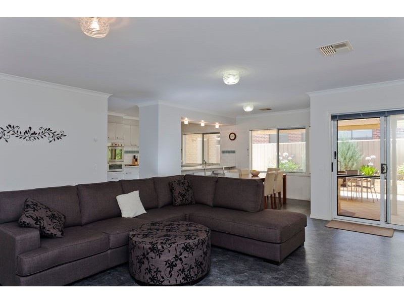 1 Saddle Court, Maiden Gully VIC 3551