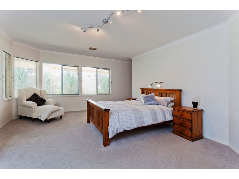 1 Saddle Court, Maiden Gully VIC 3551