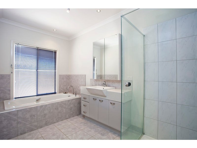 1 Saddle Court, Maiden Gully VIC 3551