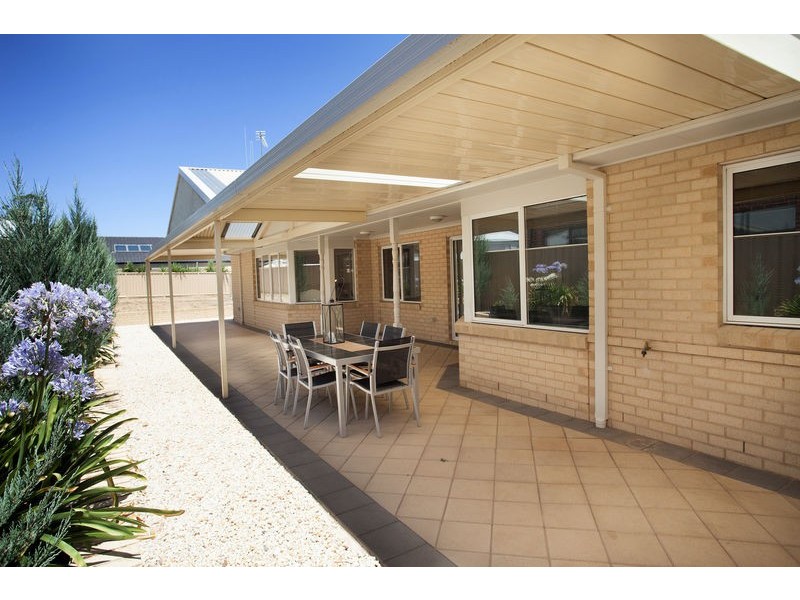 1 Saddle Court, Maiden Gully VIC 3551