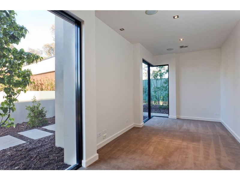 2 The Crest, Kennington VIC 3550