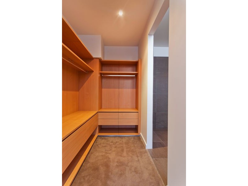 2 The Crest, Kennington VIC 3550
