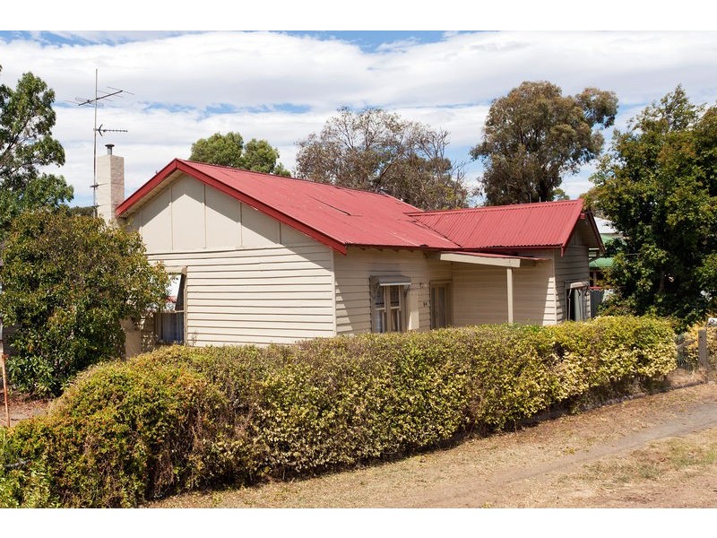 84 Specimen Hill Road, Golden Square VIC 3555