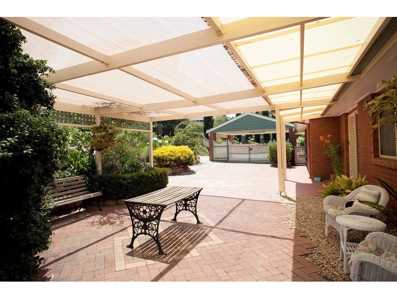 10 Hines Court, Kangaroo Flat VIC 3555