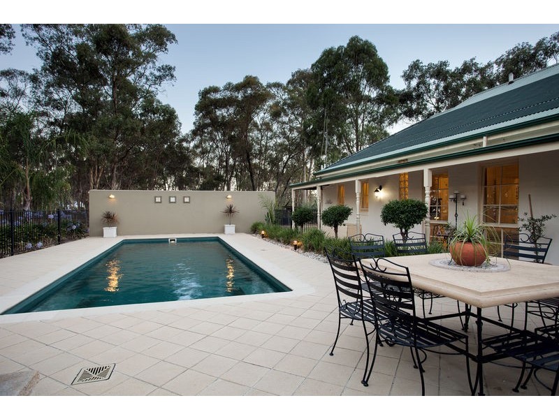 6 Woodlea Close, Strathfieldsaye VIC 3551