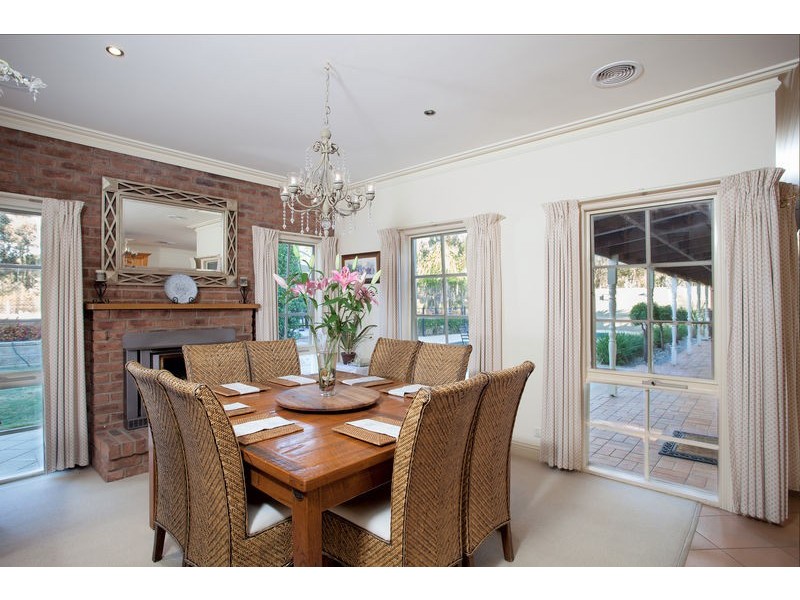 6 Woodlea Close, Strathfieldsaye VIC 3551