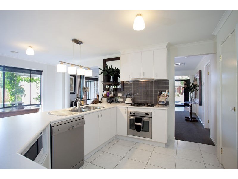 1 Arthurs Crescent, Strathfieldsaye VIC 3551