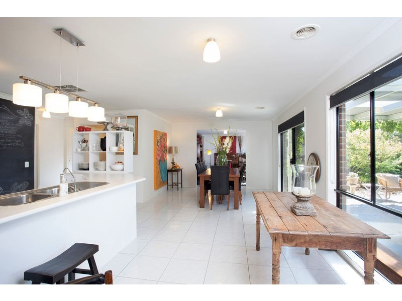 1 Arthurs Crescent, Strathfieldsaye VIC 3551