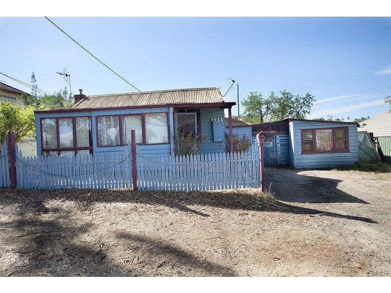 296 Rowan Street, Bendigo VIC 3550