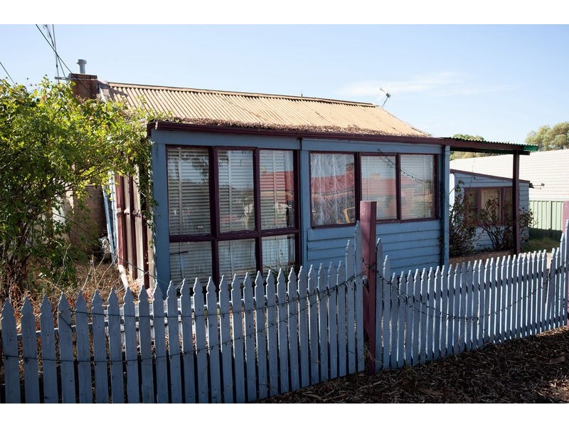 296 Rowan Street, Bendigo VIC 3550