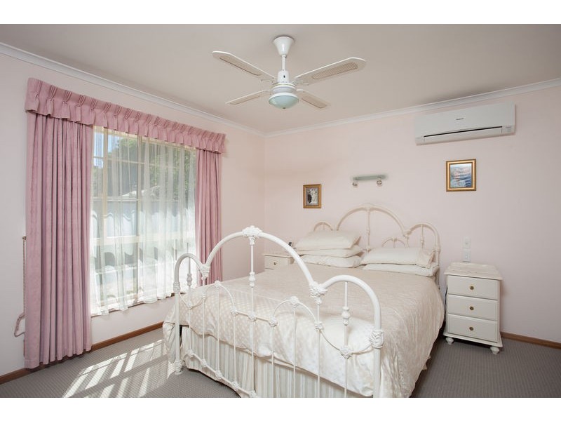 2/84 Condon Street, Strathdale VIC 3550