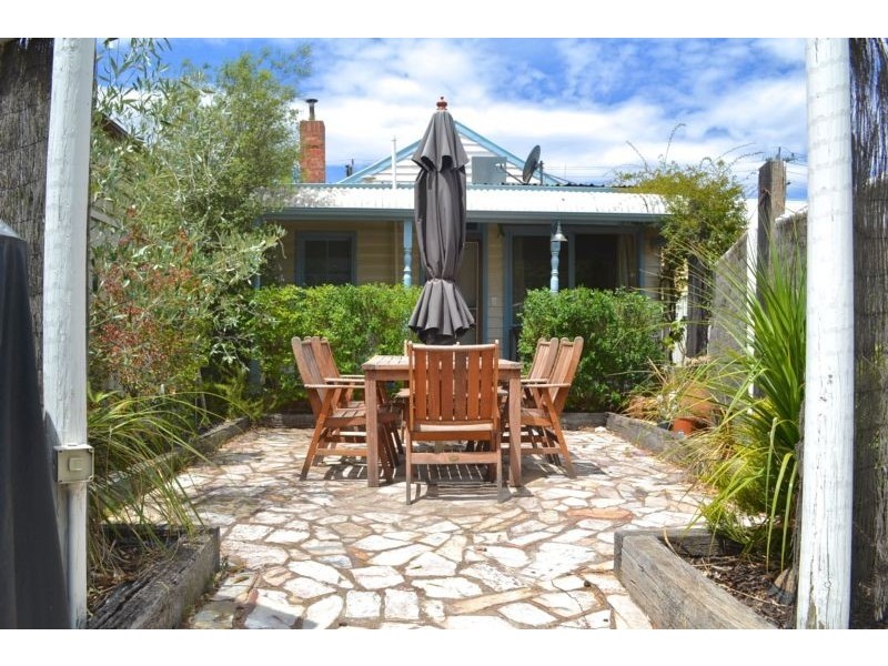 16 Russell Street, Bendigo VIC 3550