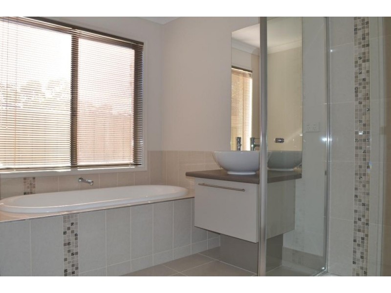 15 Millewa Drive, Epsom VIC 3551