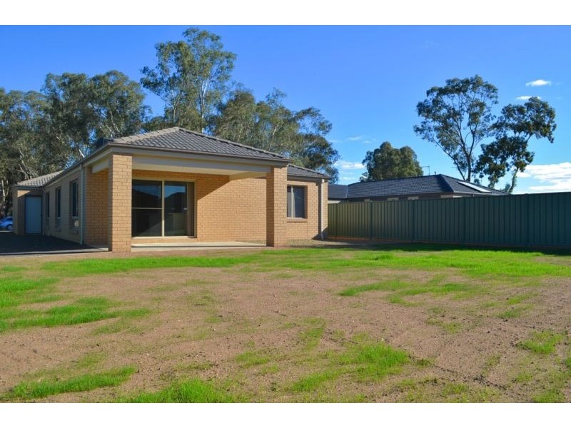 15 Millewa Drive, Epsom VIC 3551