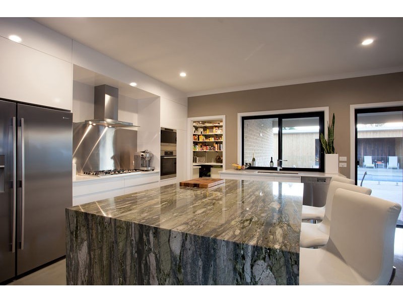 5 Illoura Place, Strathfieldsaye VIC 3551