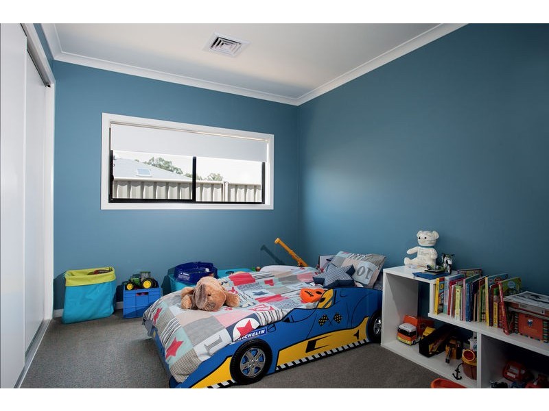 5 Illoura Place, Strathfieldsaye VIC 3551