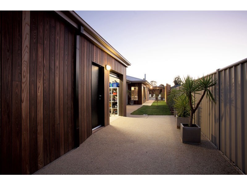 5 Illoura Place, Strathfieldsaye VIC 3551