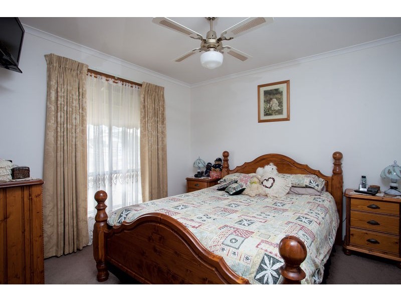 64 Green Street, California Gully VIC 3556