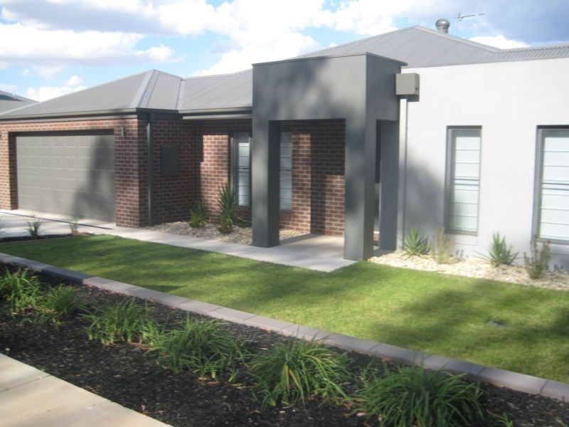 24 Kingston Drive, Eaglehawk VIC 3556