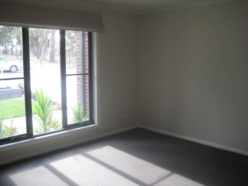 24 Kingston Drive, Eaglehawk VIC 3556