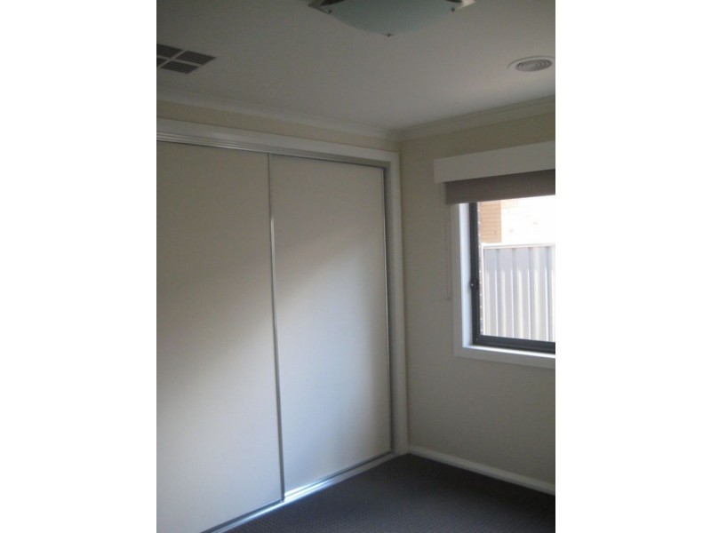 24 Kingston Drive, Eaglehawk VIC 3556