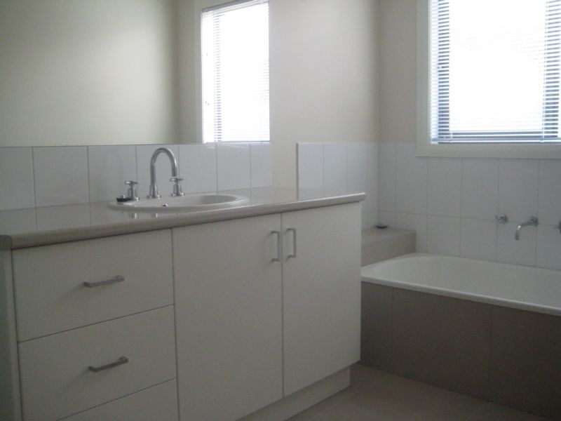 24 Kingston Drive, Eaglehawk VIC 3556