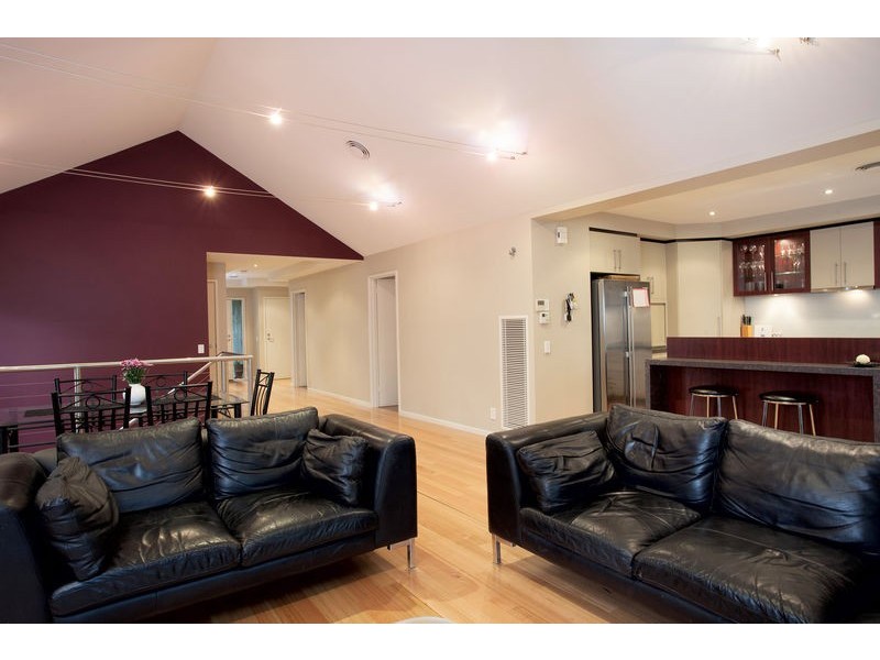 5 Joshua Court, Flora Hill VIC 3550