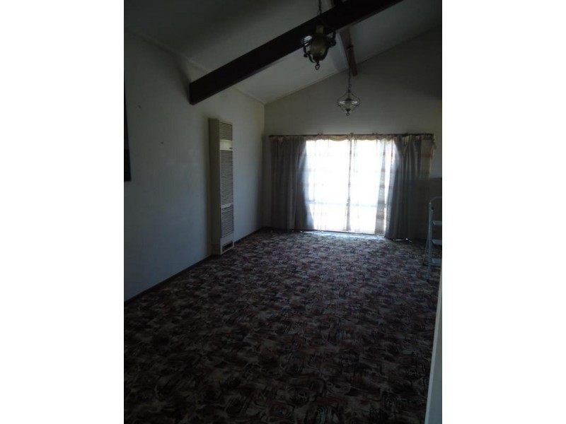 169 Station Street, Epsom VIC 3551