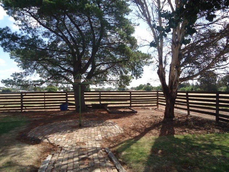 169 Station Street, Epsom VIC 3551