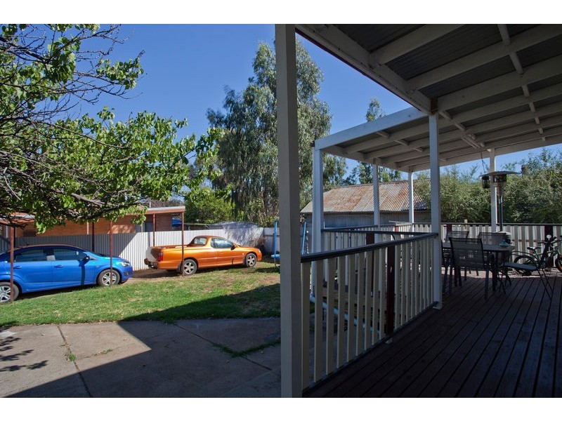 84 Somerville Street, Flora Hill VIC 3550