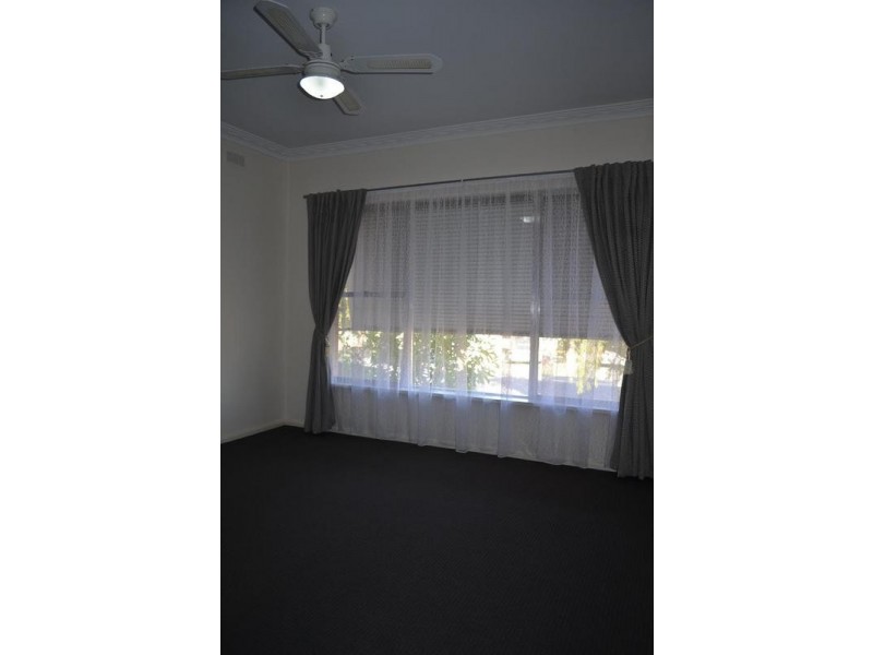 13 Archer Street, Kangaroo Flat VIC 3555