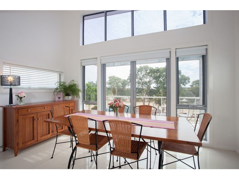 9 Tununga Circuit, Kangaroo Flat VIC 3555