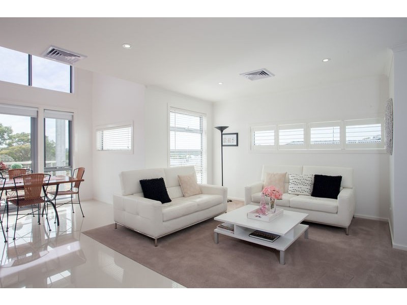 9 Tununga Circuit, Kangaroo Flat VIC 3555